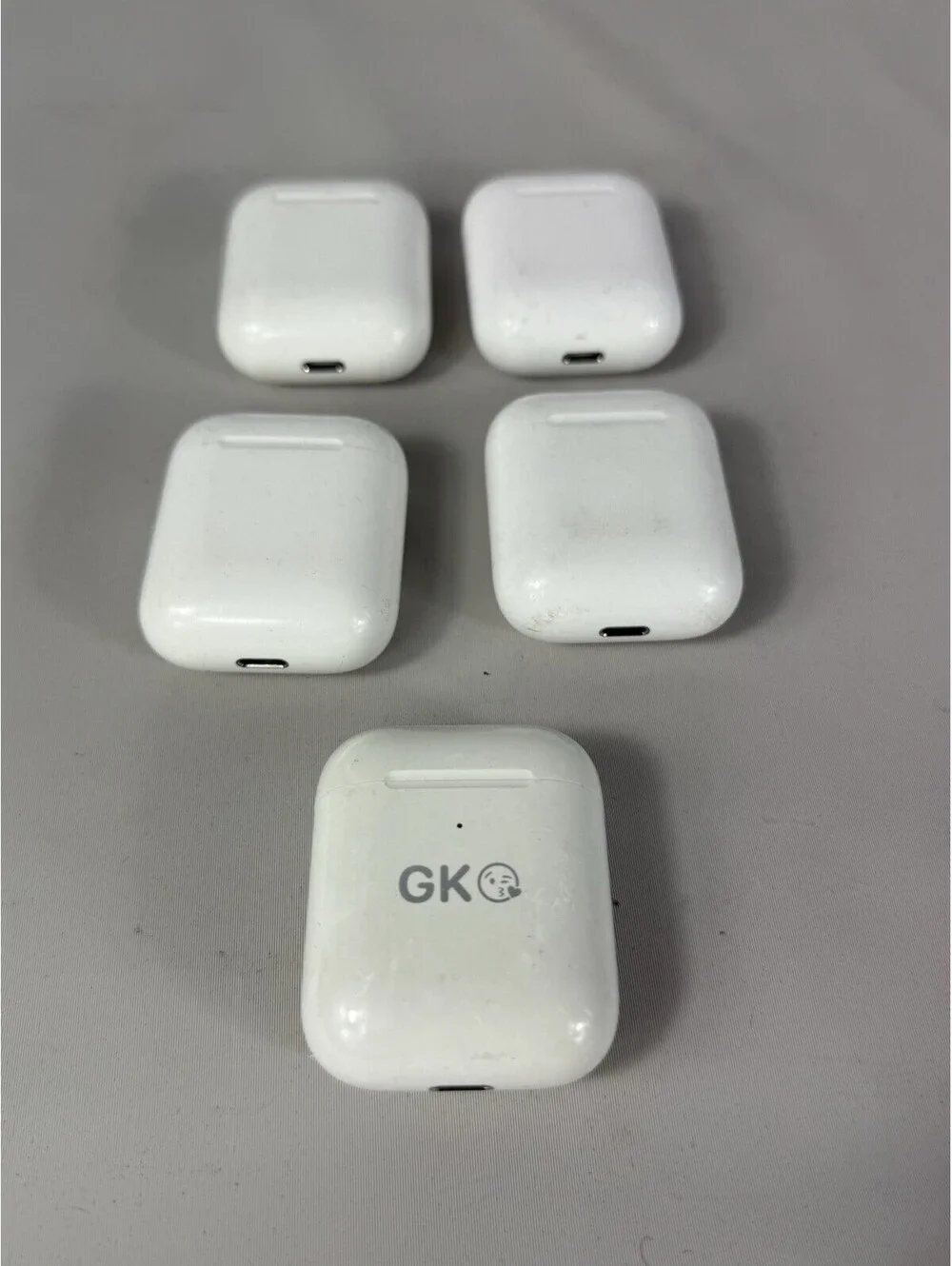 Apple lot airpods